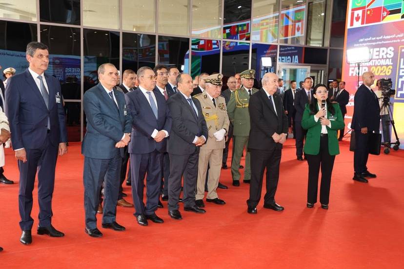 President Tebboune tours Algerian, foreign pavilions at AIF