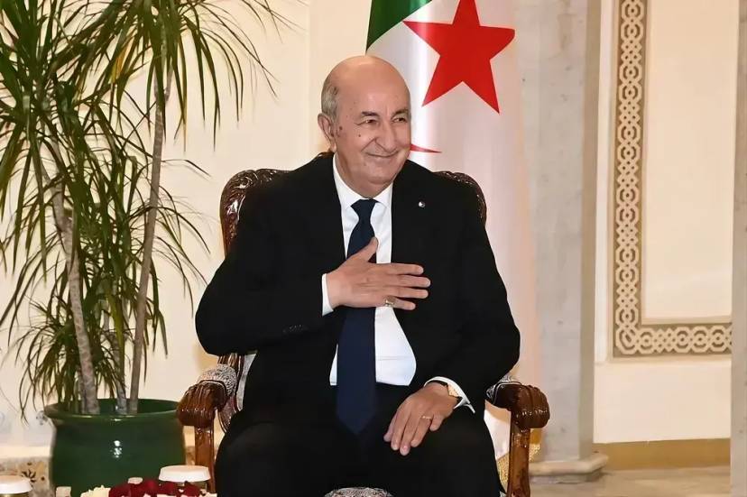 الذكرى ال64 لعيد الاستقلال: رئيس الجمهورية يتلقى تهاني ملوك ورؤساء عدة دول شقيقة وصديقة